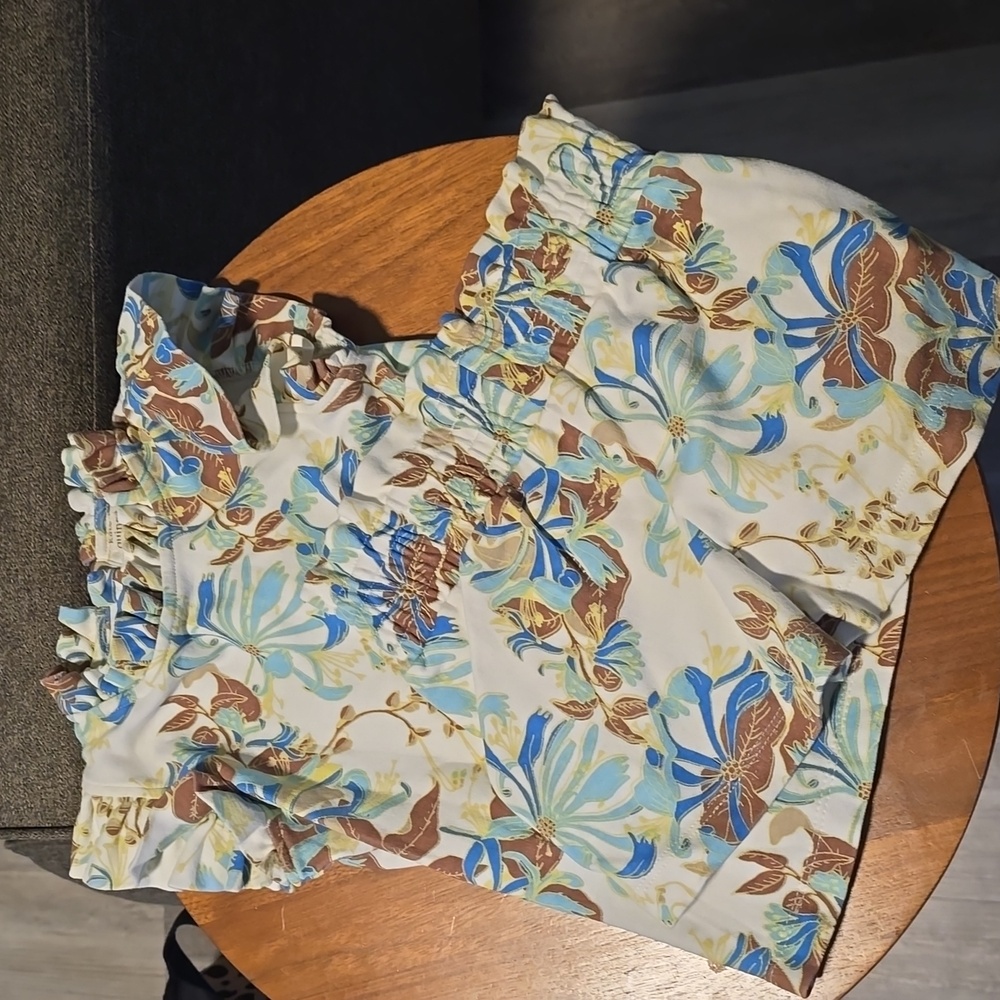 Short and short sleeve set